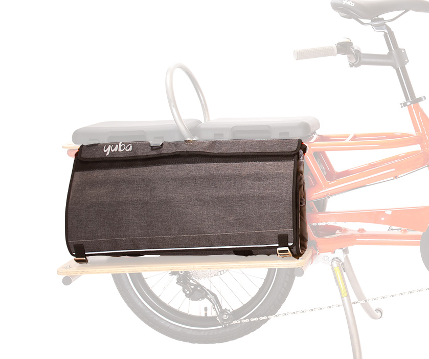 Sidoväskor Yuba tillbehör 2 Go cargo bags monterade på cykel