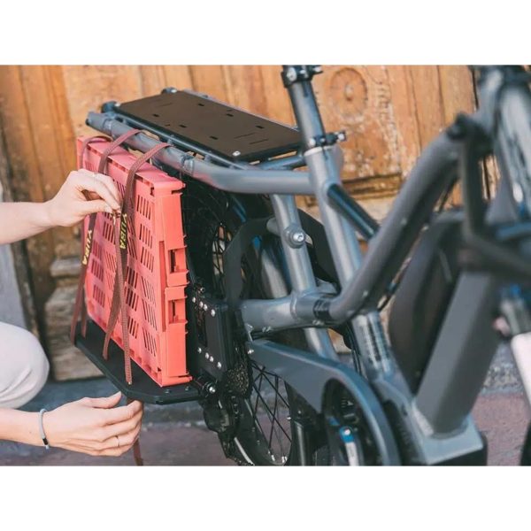 Fastrack Yuba Velo Cargo Bikes lastcykel detaljbild på packning baktill