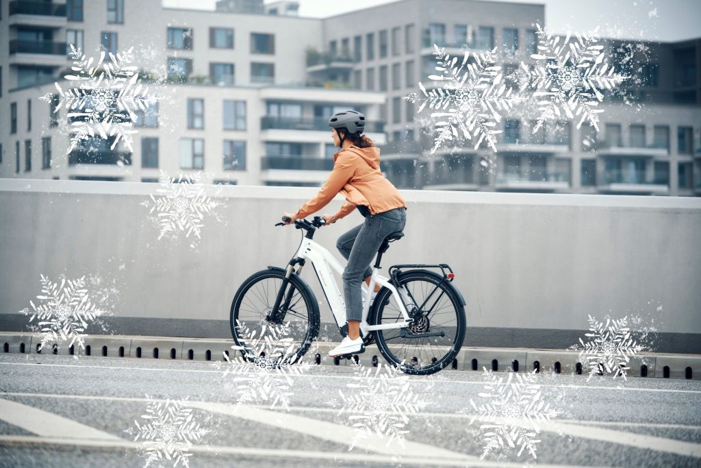 Vintercykling med dubbdäck för elcykel Stockholm
